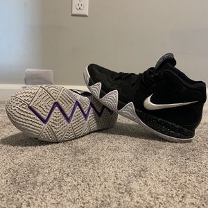 nike kyrie 4